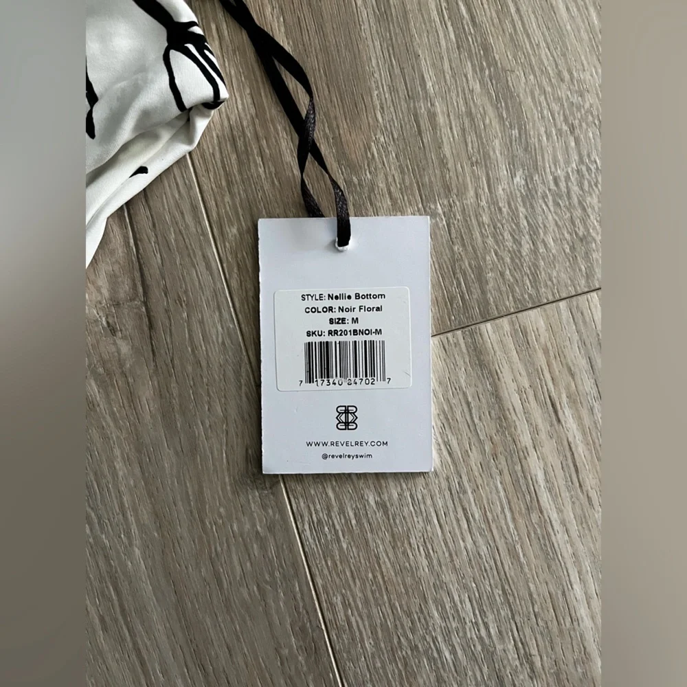 NWT Revolve Revel Ray Women’s Noir Floral Bikini Set Top (Small)/Bottom (Medium) - Picture 7 of 11